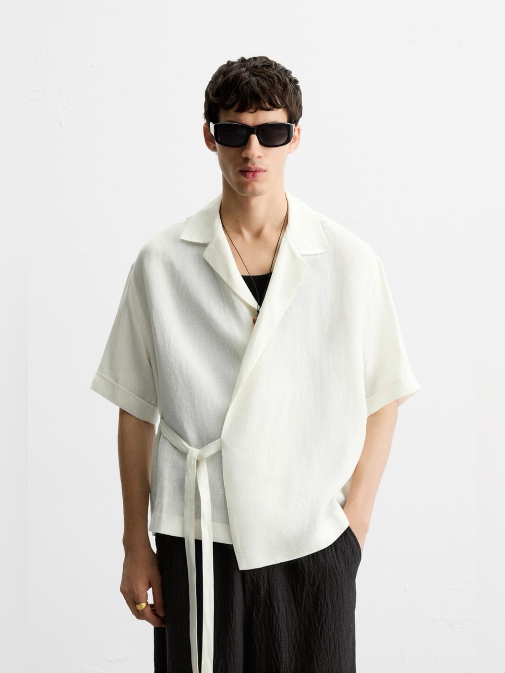Zara 100% linen White Short-Sleeve Wrap Shirt. XL